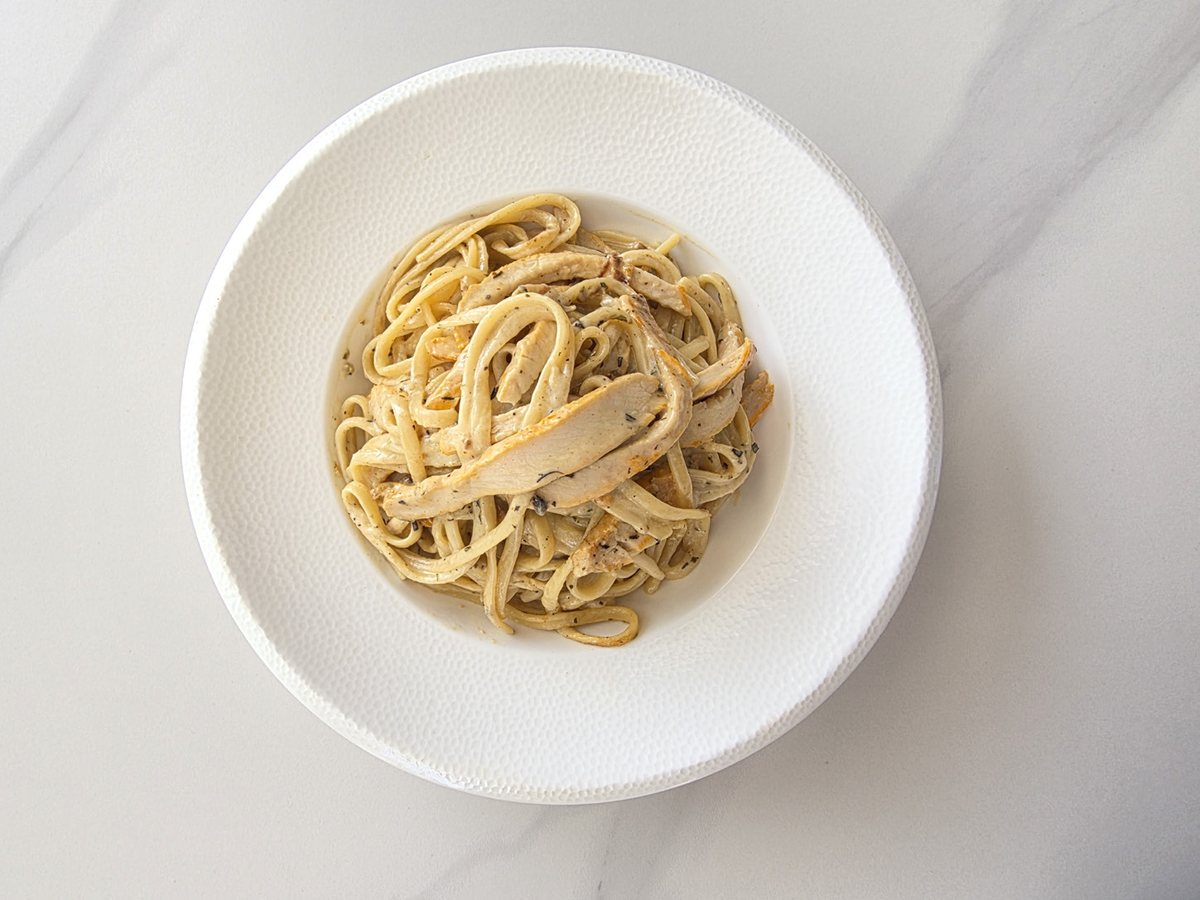 Linguine with Chicken Fantastic
